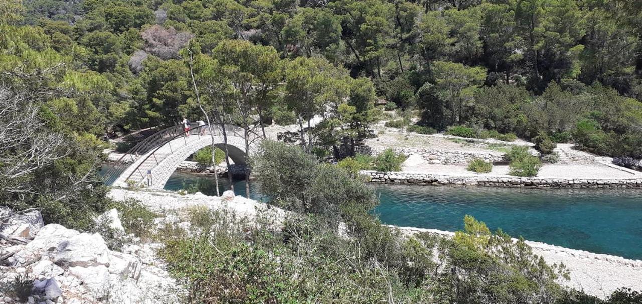 Mljet Sunset Apartments Pomena Exterior photo