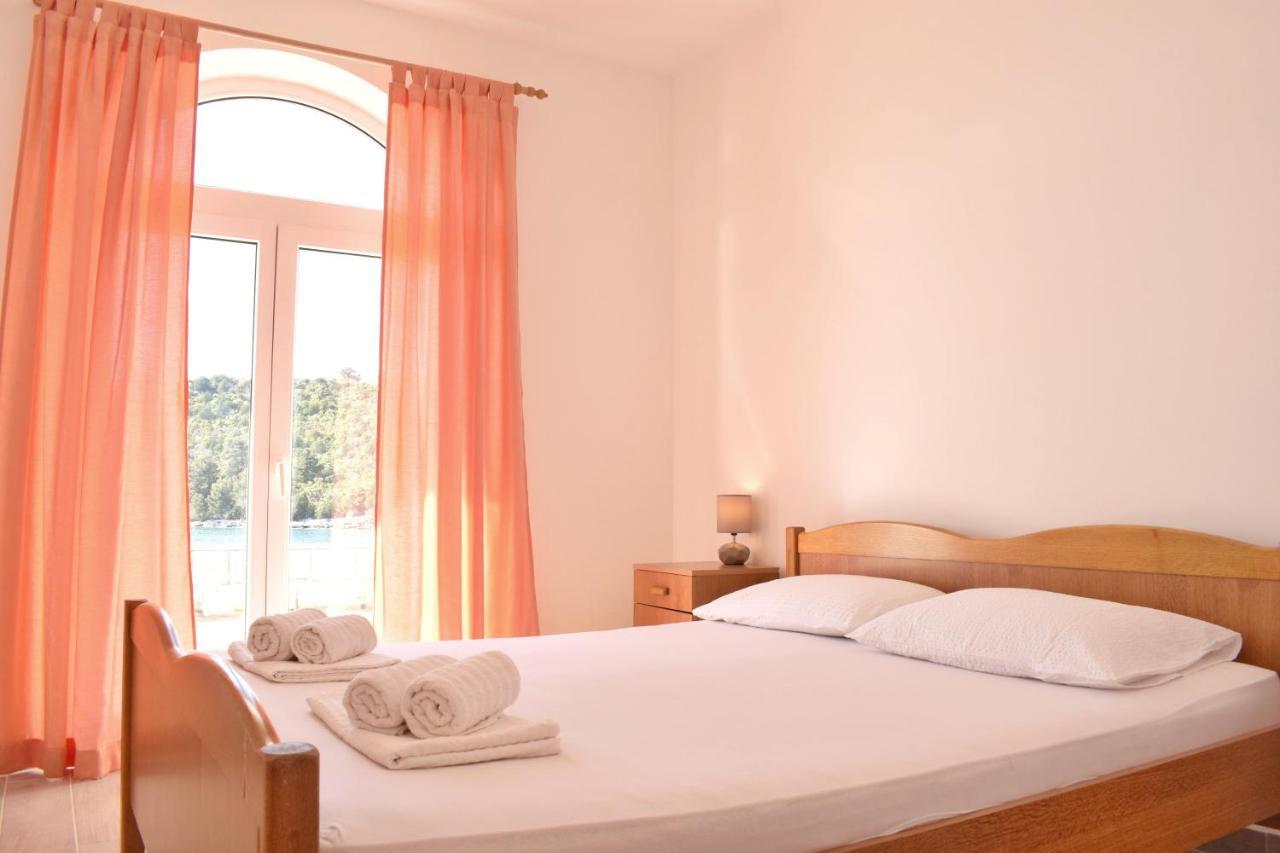 Mljet Sunset Apartments Pomena Exterior photo